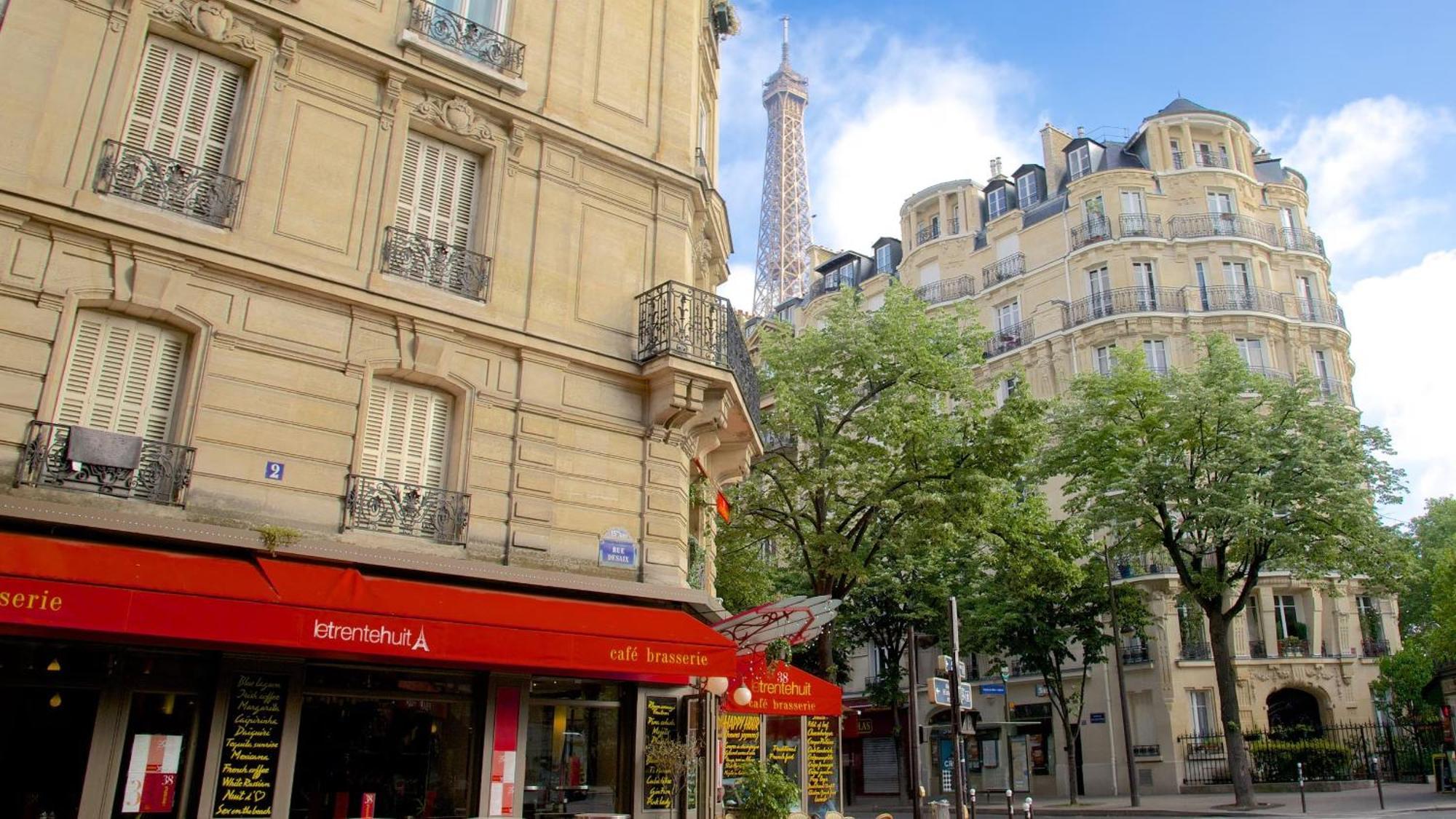 Stunning Apartment Near Eiffel Tower ปารีส ภายนอก รูปภาพ